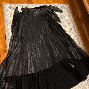 Elegant Black Pleated Skirt from White House Black Market. Size 0. New w tag.